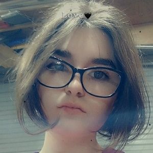 Meet your Posher, Allyson